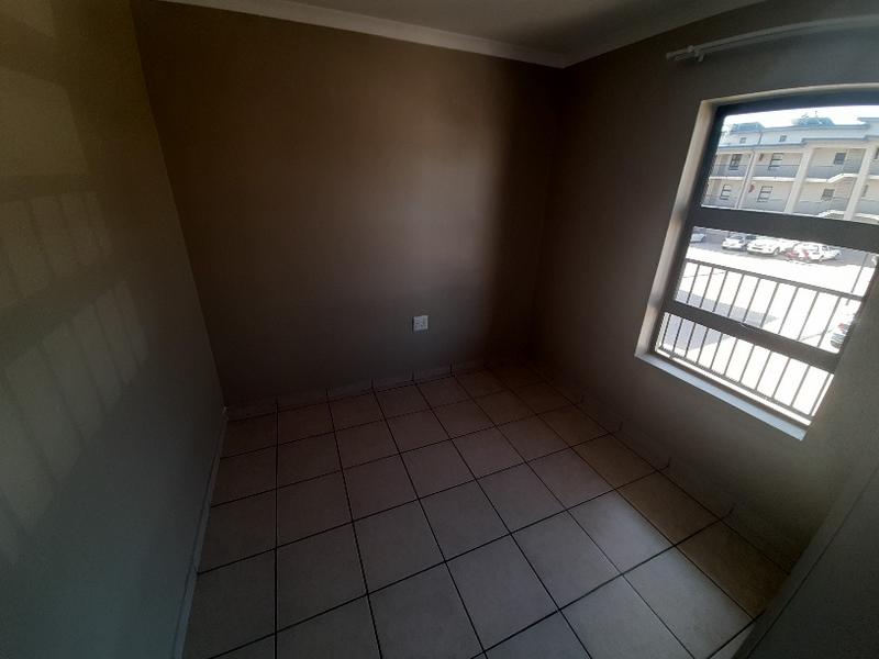 To Let 2 Bedroom Property for Rent in Burgundy Estate Western Cape